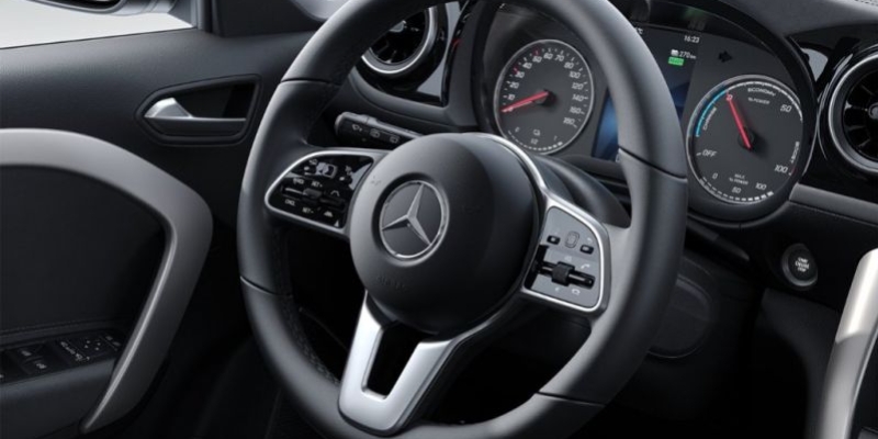 Volante multifunzione in pelle