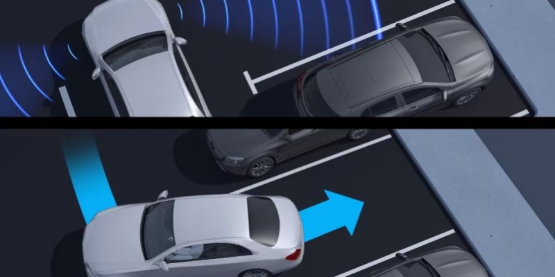 Parking Pack: telecamera posteriore, sistema assistenza al parcheggio