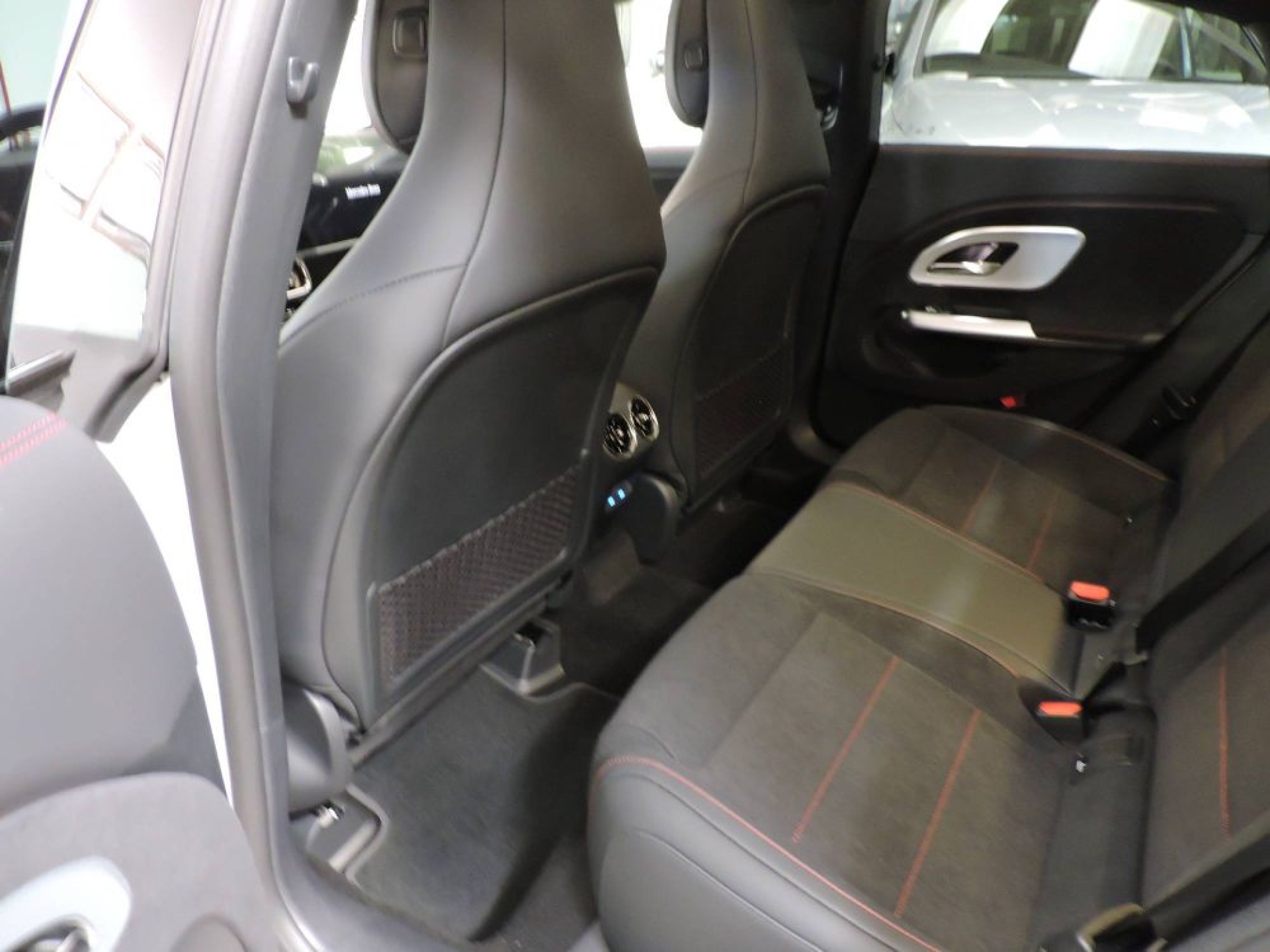 Mercedes-Benz CLA AMG Line Plus Premium