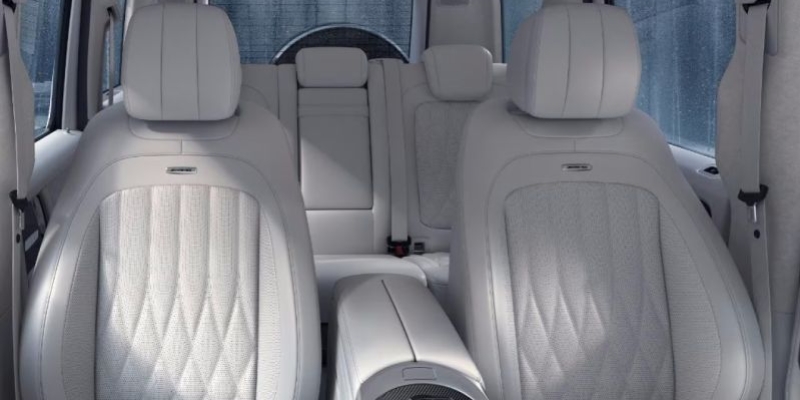 Design dei sedili specifico AMG