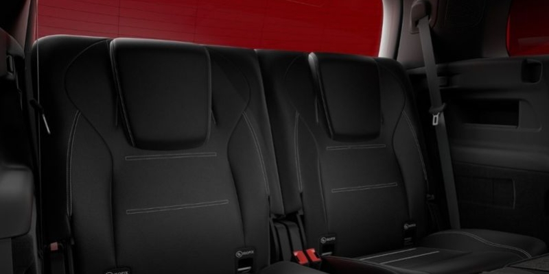 Terza fila di sedili