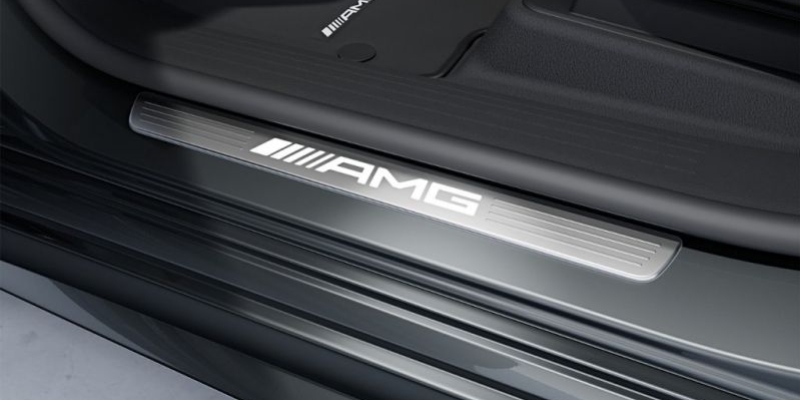 Pedane di accesso illuminate AMG